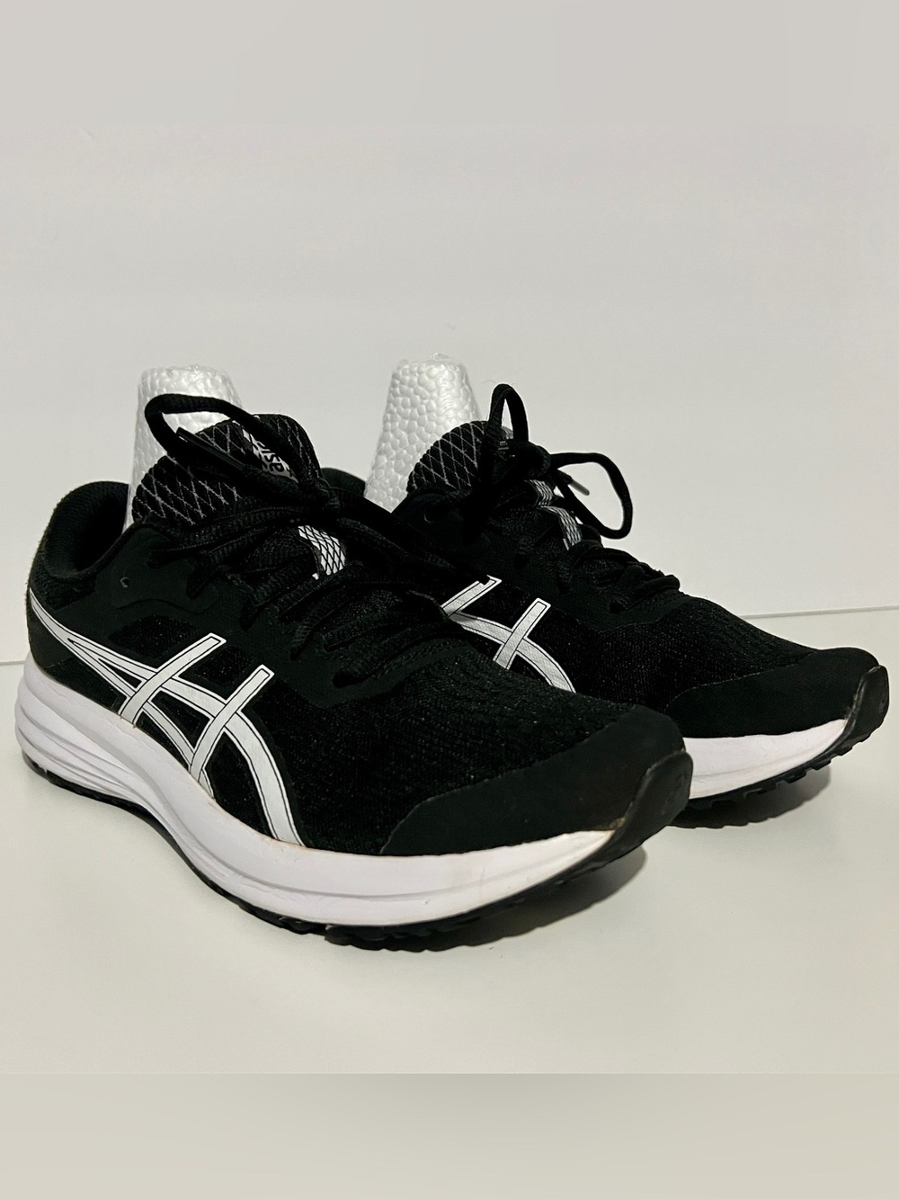 ASICS | Patriot 12 Running Shoes | Athletic | Women’s Size 7 | Black White